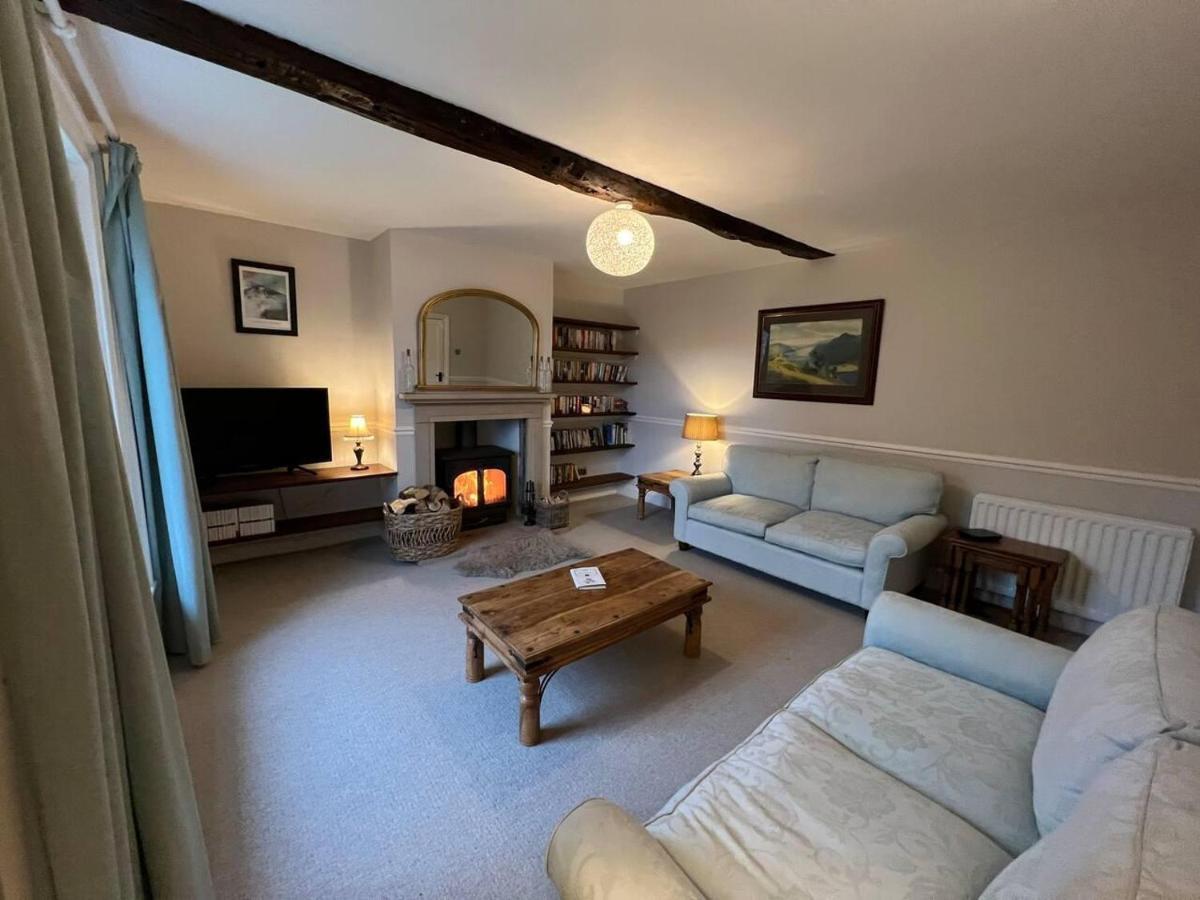 Stunning 4-Bed Grade II House In The Lake District Wigton Exterior photo